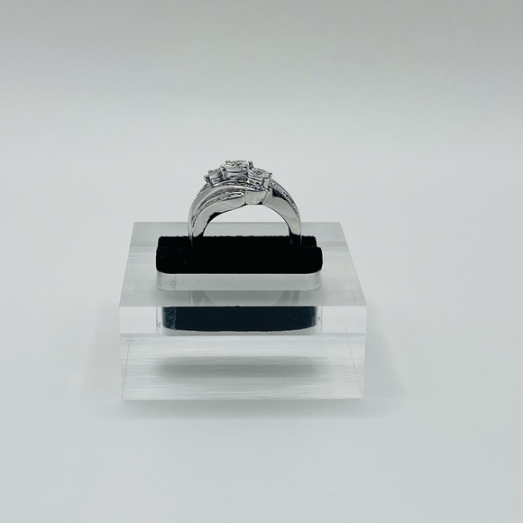 0.25 cts Natural Diamond Sterling Silver Ring Size 5 - Picture 6 of 6